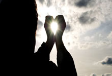 皇马客场获胜，欧冠强队激战局面瞬息万变